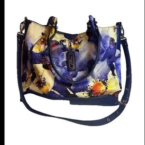 SHARIFF 1827 Designed In New York WATERCOLOR POPPY
Leather Crossbody Bag/Purse.